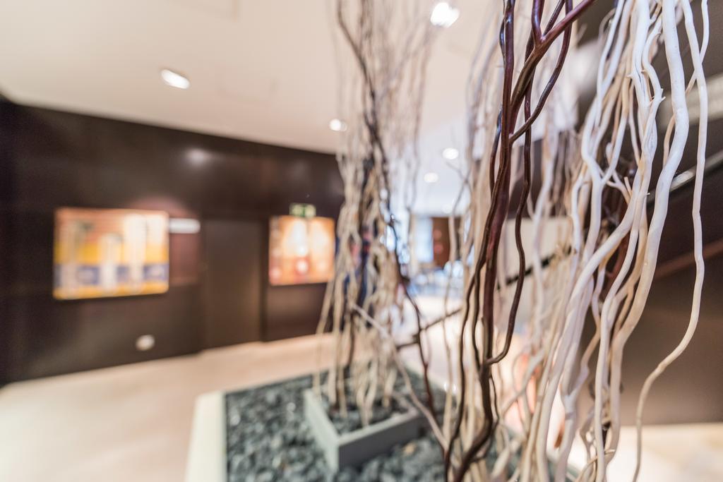 Hotel Mercader Madrid Eksteriør billede