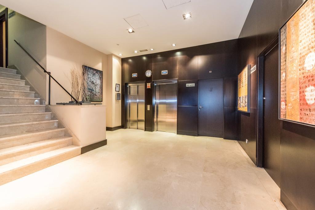 Hotel Mercader Madrid Eksteriør billede