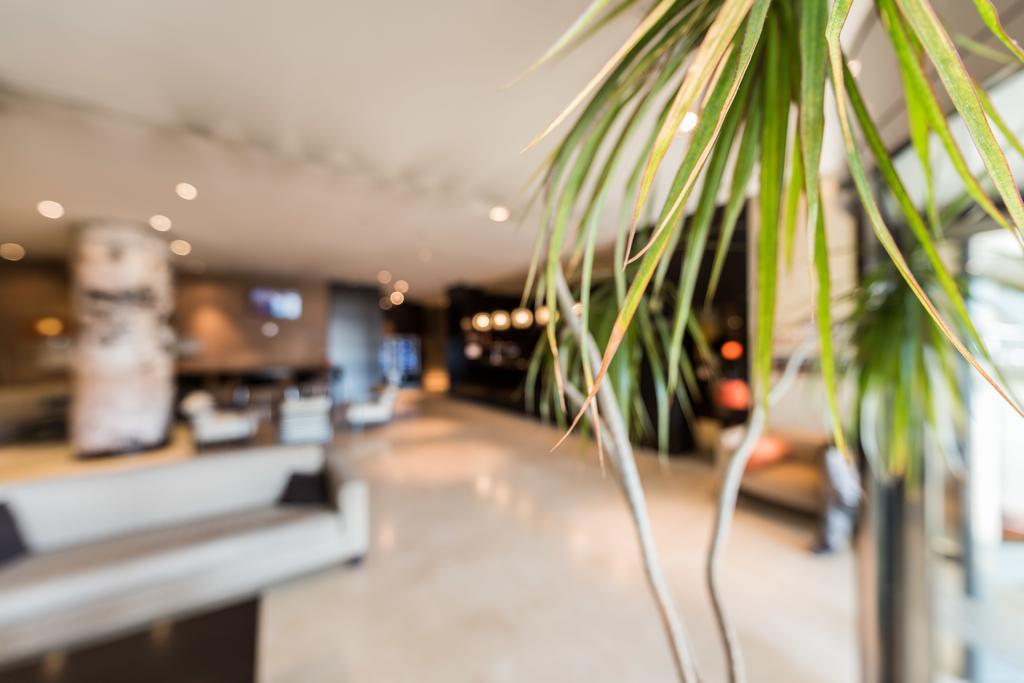 Hotel Mercader Madrid Eksteriør billede