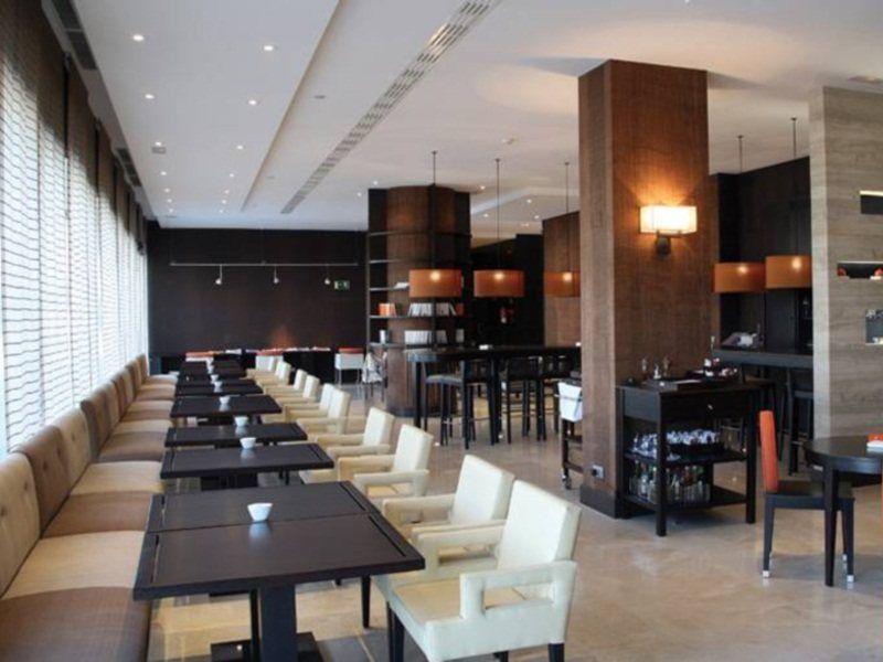 Hotel Mercader Madrid Eksteriør billede